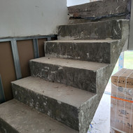 Betoninių laiptų apdailos darbai
