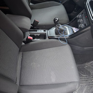 Cheminis automobilio salono valymas