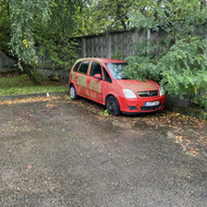 Priduodu i metalo lauza Opel meriva