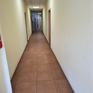 Reikia išklijuoti plyteles