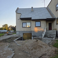 Stogo demontavimas (300m²) ir antro aukšto griovimas rankiniu būdu