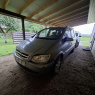 Opel Zafira 2.0d.