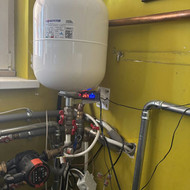 Ieškau meistro grindinio šildymo ir radiatorių sistemos diagnostikai