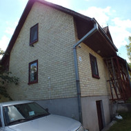 Saramų montavimas ir langų statymas