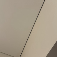 LED apšvietimo įrengimas įtempiamose lubose