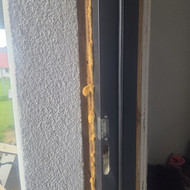Reikalinga lauko apdaila/apšiltinimas